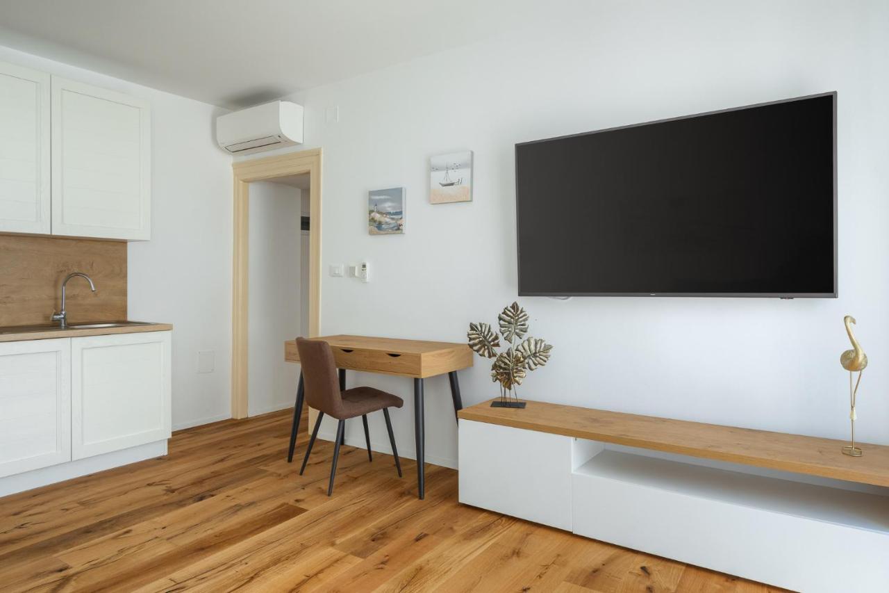 Deluxe Apartment Antonija Porec Luaran gambar