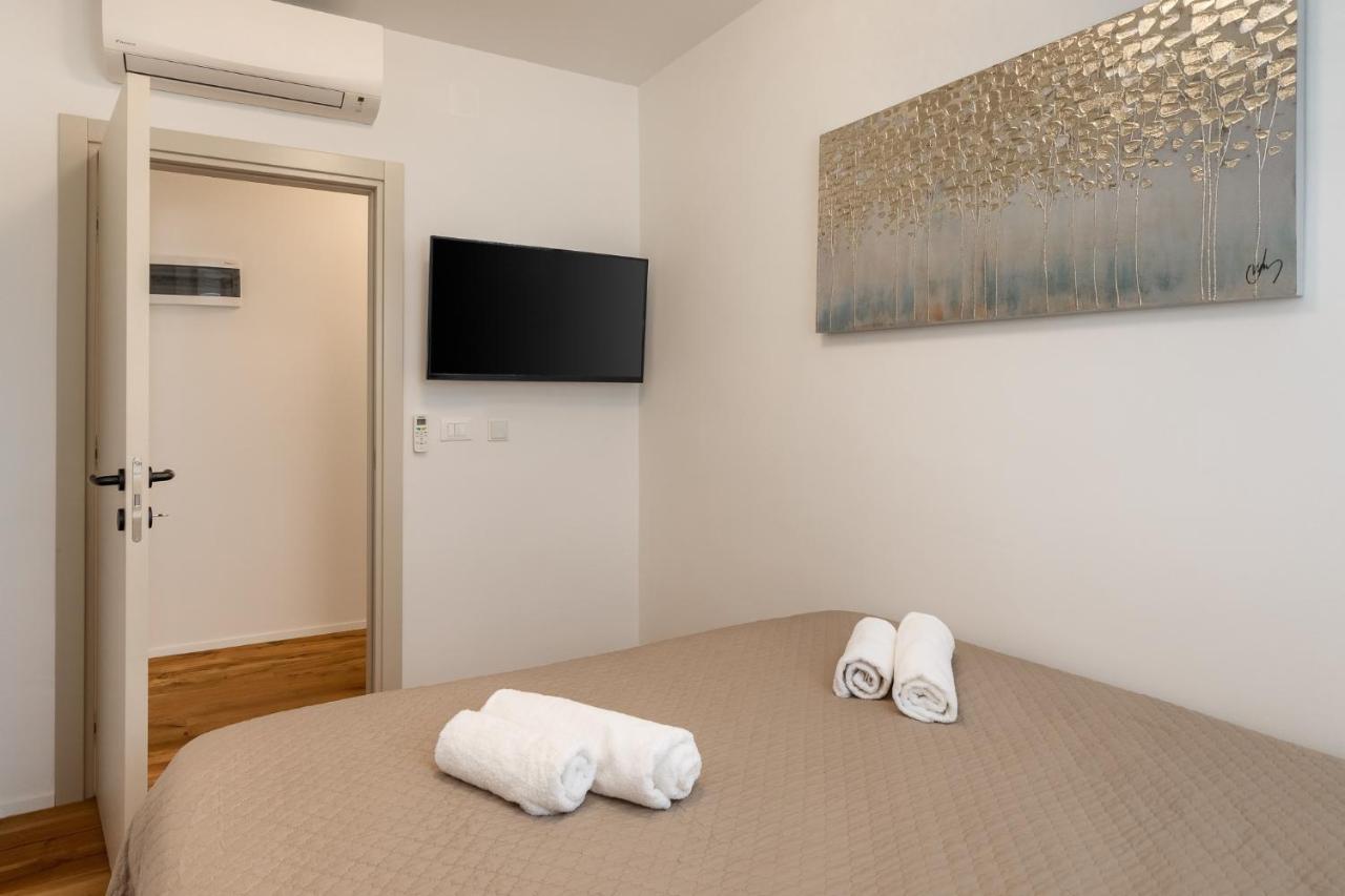 Deluxe Apartment Antonija Porec Luaran gambar